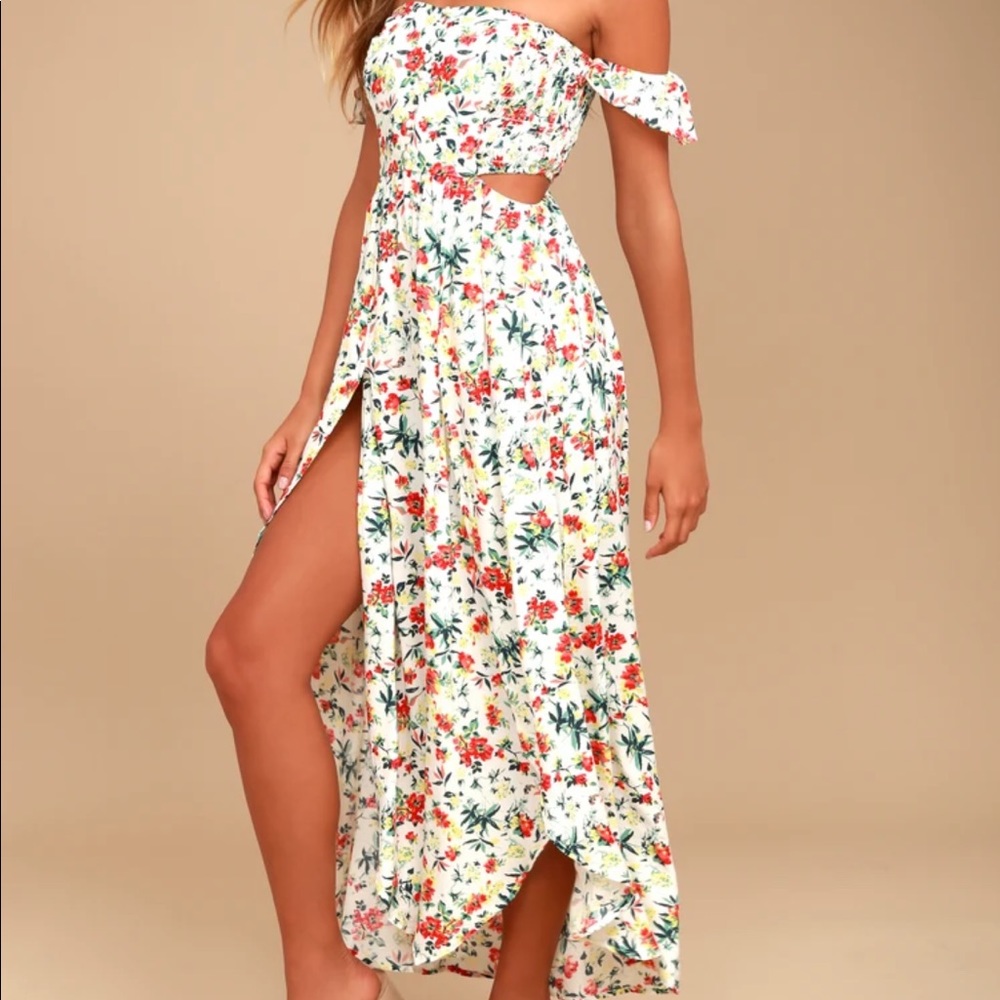 Lulus/Lush Easy on the Eyes Cream Floral Print Off-the-Shoulder Maxi Dress